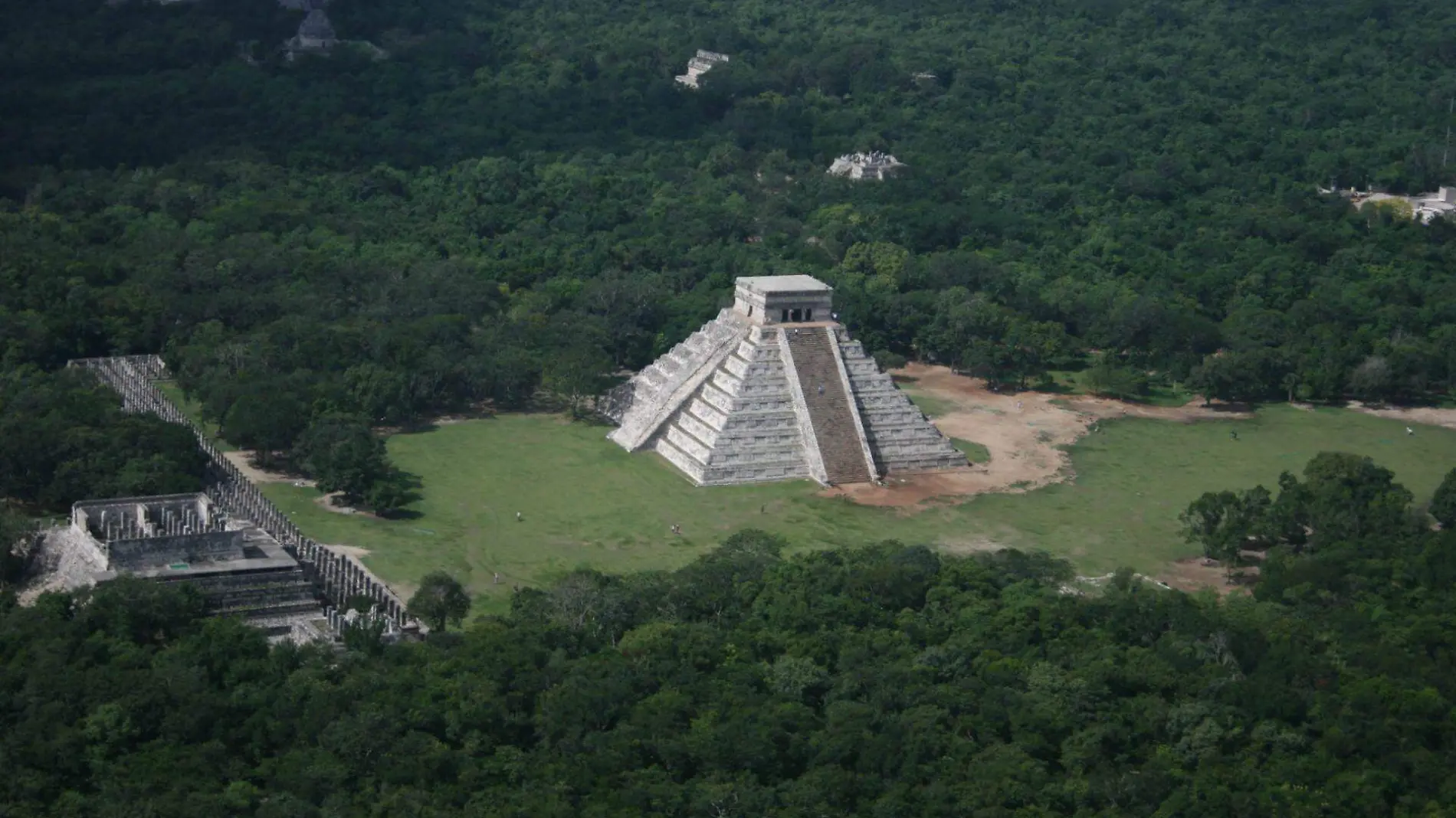 955590_Chichén Itzá Rostro Esculpido-2_web